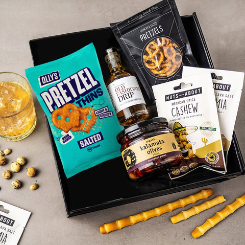 Old Fashioned Hamper